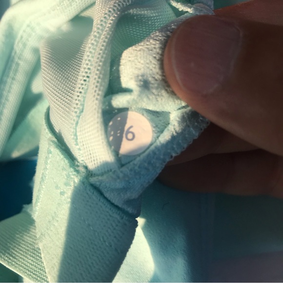 Lululemon Open Soul Tank - Picture 8 of 11